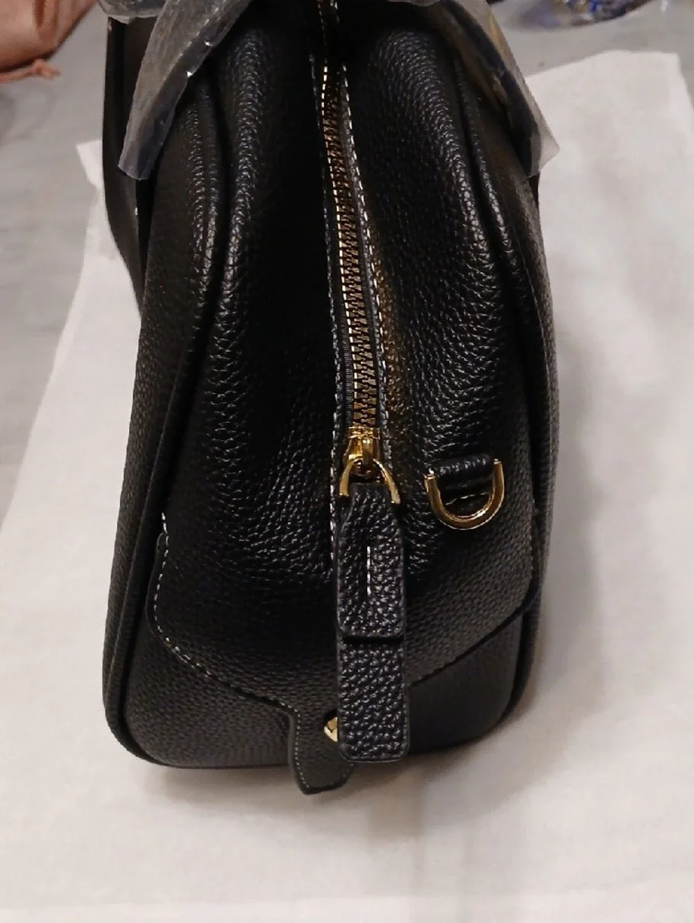 N/A sleek black